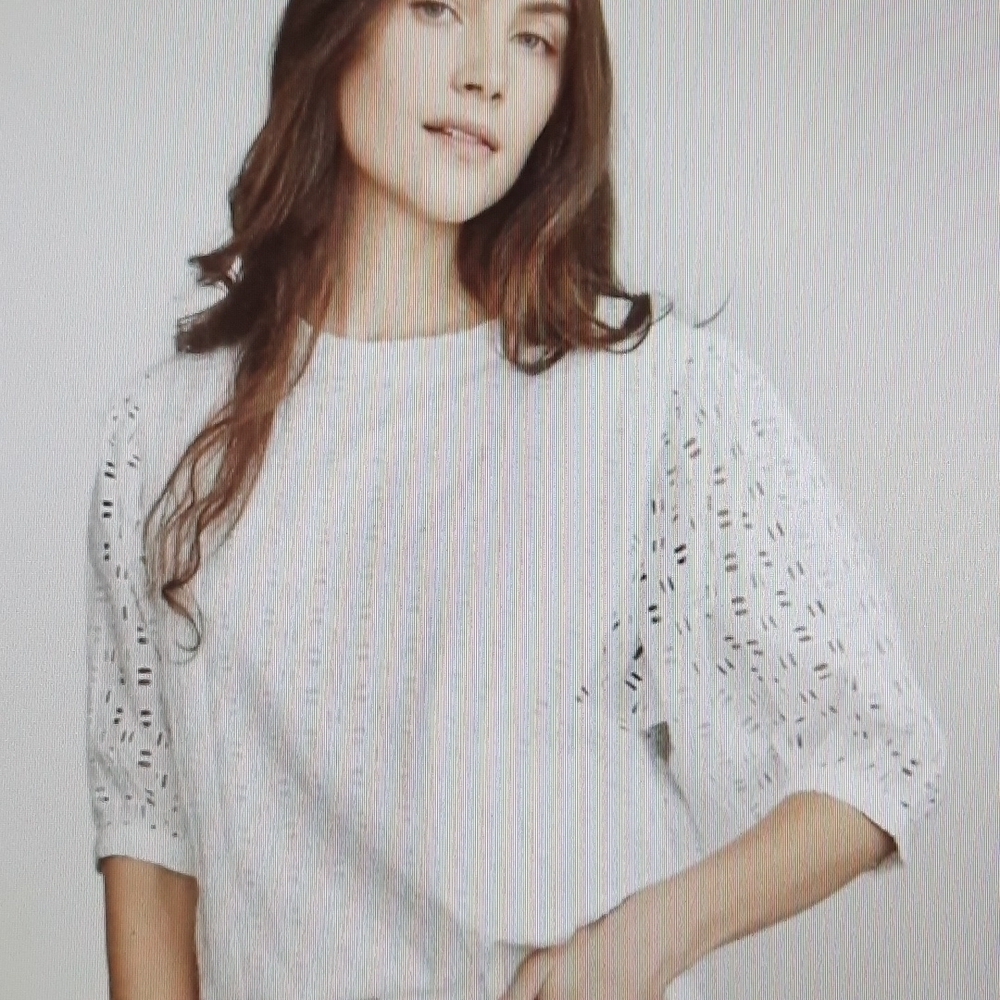Elizabeth and James White Eyelet Puff Half Sleeve Blouse Top Size Small